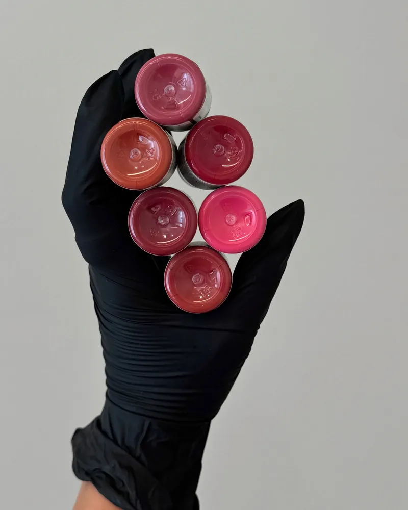 PMU hos Dilvialashes – Pigment